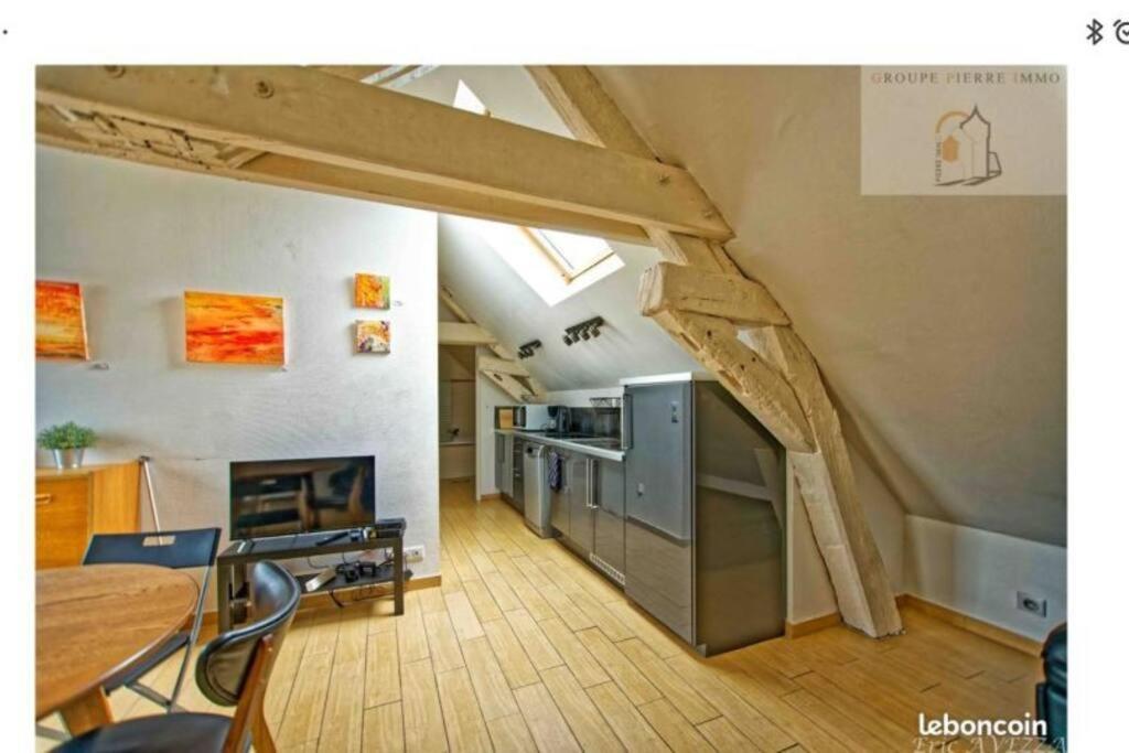 Orleans Appartement 2 Chambres Avec Parking Exterior photo
