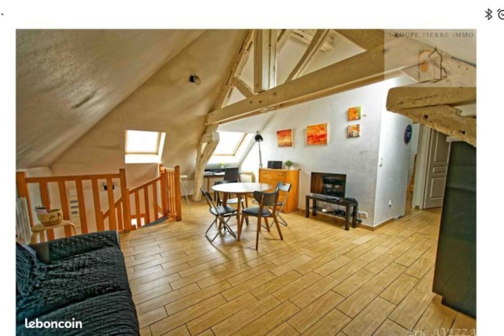 Orleans Appartement 2 Chambres Avec Parking Exterior photo