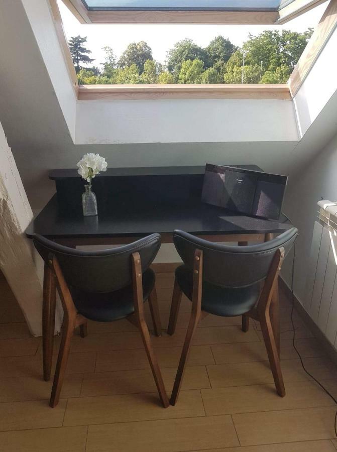 Orleans Appartement 2 Chambres Avec Parking Exterior photo